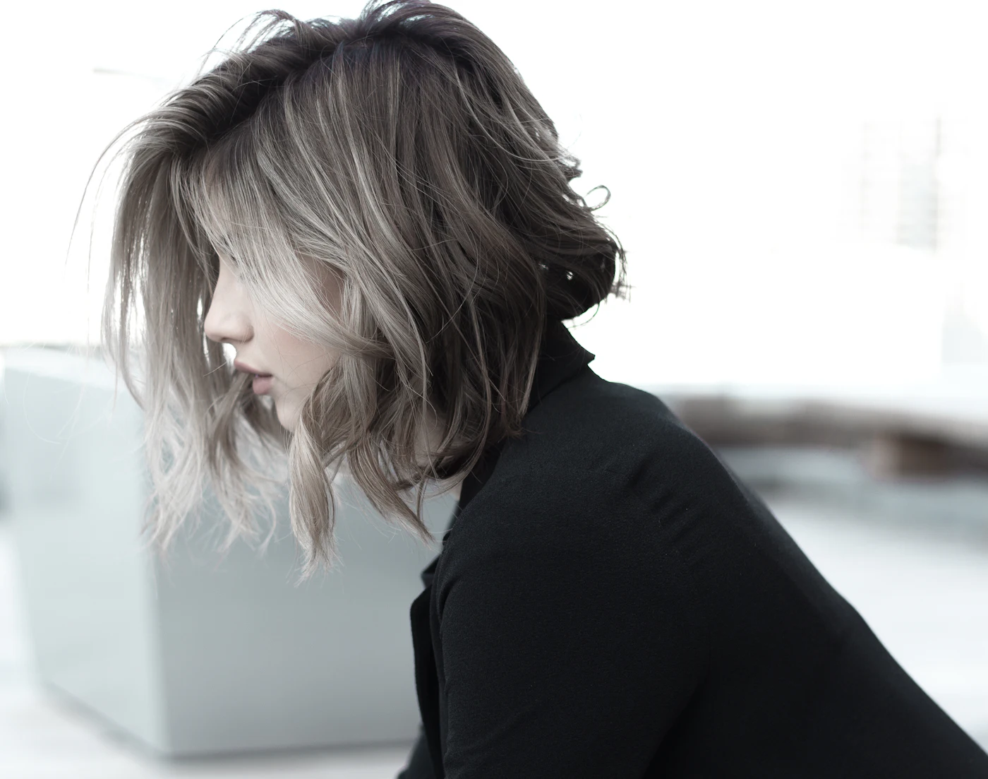 Moderne bob med lyse toner
